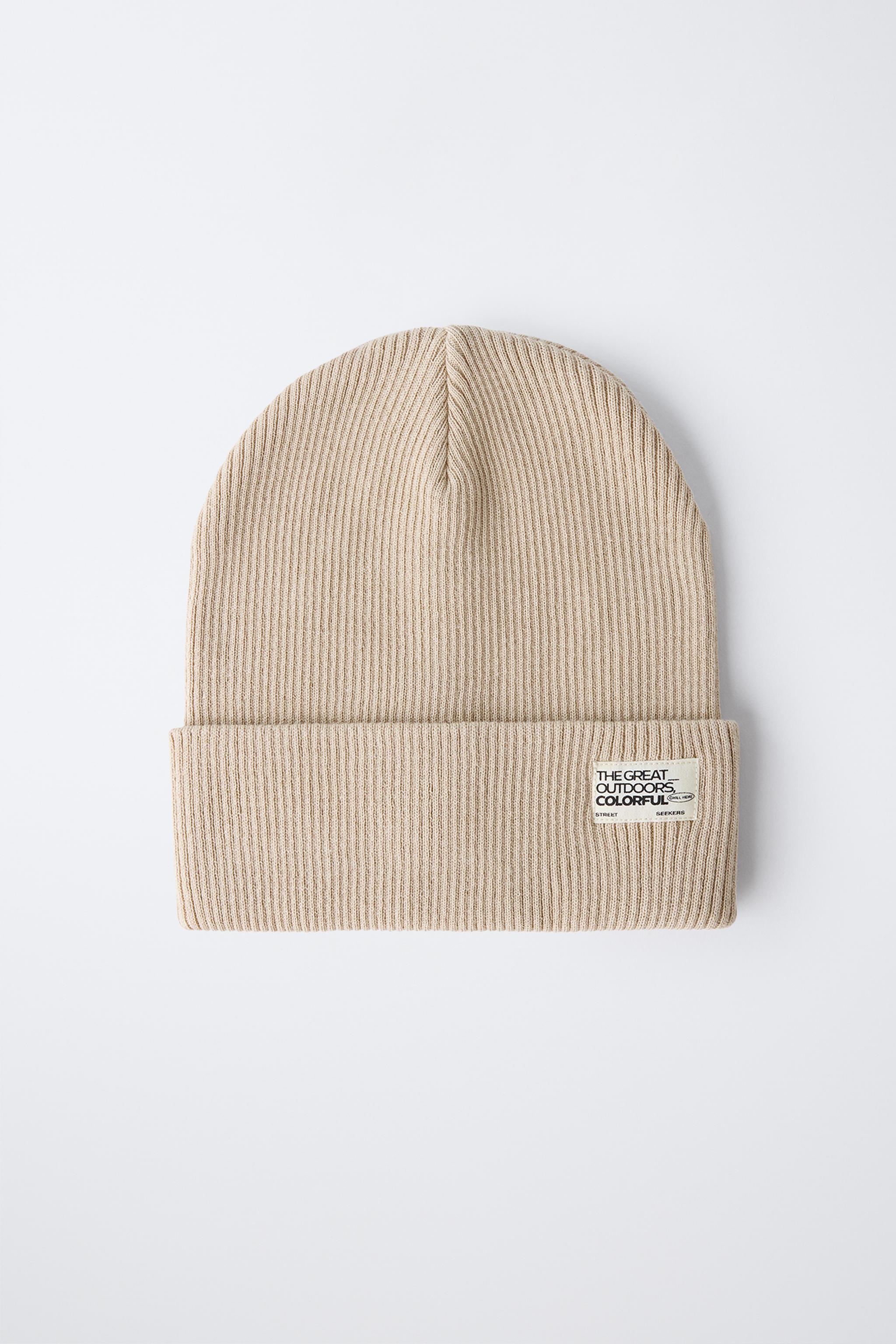 RIBBED KNIT HAT WITH LABEL
